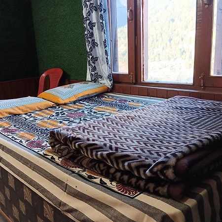Roop Mountain Homestay Manāli Dış mekan fotoğraf