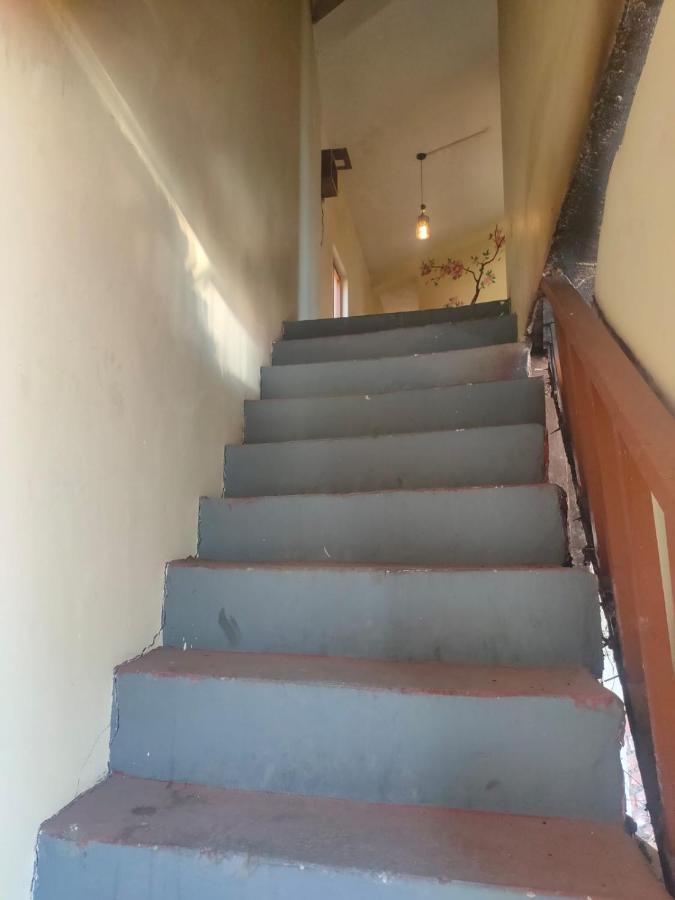 Roop Mountain Homestay Manāli Dış mekan fotoğraf
