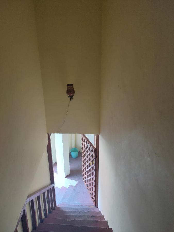 Roop Mountain Homestay Manāli Dış mekan fotoğraf
